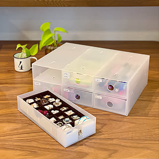 ピアス収納 メラミンスポンジのアイデア おしゃれなインテリア実例 Roomclip ルームクリップ ピアス収納 メラミンスポンジのアイデア おしゃれなインテリア実例 Roomclip ルームクリップ