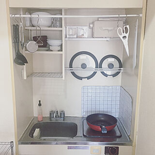 狭いキッチンのおしゃれなインテリアコーディネート レイアウトの実例 Roomclip ルームクリップ