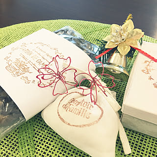 机/2018.12.9/ワイヤーのお花/消しはん/キュウリの佃煮...などのインテリア実例 - 2018-12-09 10:18:09