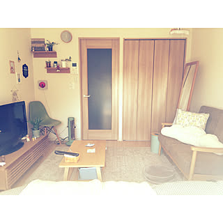 一人暮らし 壁に付けられる家具のおしゃれなアレンジ 飾り方のインテリア実例 Roomclip ルームクリップ