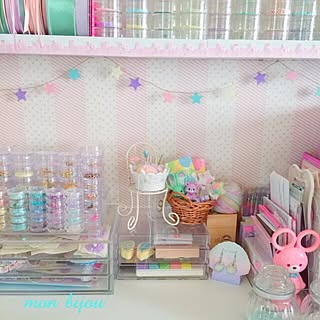 雑貨 パステルカラーのおしゃれなアレンジ 飾り方のインテリア実例 Roomclip ルームクリップ