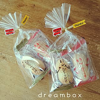 キッチン/ペニーワイズ テーブル/インテリアじゃなくてすみません/ダイソーの モチーフタイ/ぴーなっつ最中...などのインテリア実例 - 2017-04-26 15:02:12
