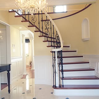 玄関 入り口 サーキュラー階段のインテリア実例 Roomclip ルームクリップ