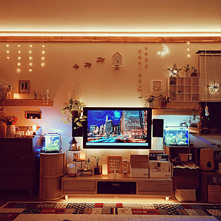 壁掛けテレビ 壁掛けスピーカーのおしゃれなアレンジ 飾り方のインテリア実例 Roomclip ルームクリップ