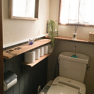 トイレットペーパーの収納/トイレ空間/DIY/狭い空間を快適空間にしたいのインテリア実例 - 2018-10-21 19:58:47