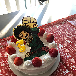 手作りケーキ 誕生日おめでとう のインテリア実例 Roomclip ルームクリップ
