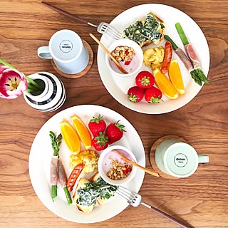 机/フラワーベース/オマジオ/北欧/朝ごはん...などのインテリア実例 - 2016-04-06 17:10:29