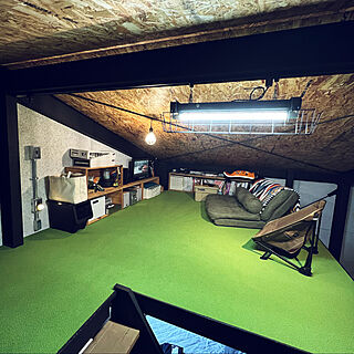 屋根裏部屋は秘密基地のインテリア実例 Roomclip ルームクリップ