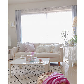 リビング/ピンクも好き/ピンクインテリア/パステルカラー/フレンチナチュラル...などのインテリア実例 - 2017-07-23 09:34:24