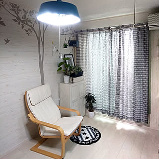 壁/天井/物干し竿/ウンベラータ日光浴中/壁紙DIY/フェイクグリーン...などのインテリア実例 - 2019-04-24 08:25:31