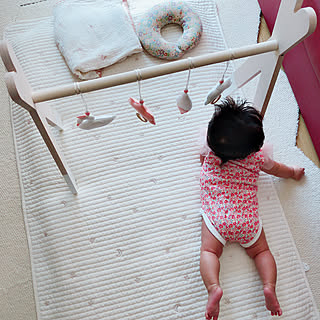 赤ちゃんのいる暮らし イブルマットのインテリア実例 Roomclip ルームクリップ 赤ちゃんのいる暮らし イブルマットのインテリア実例 Roomclip ルームクリップ