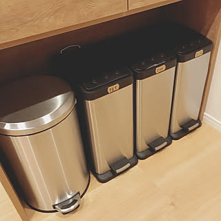 ステンレスゴミ箱のインテリア実例 Roomclip ルームクリップ ステンレスゴミ箱のインテリア実例 Roomclip ルームクリップ