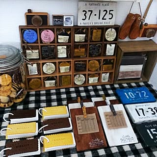 机/樹脂粘土クッキー/木製コースター/ビスケット単語帳/ナンバープレート風/シューモールド風...などのインテリア実例 - 2014-12-05 14:42:26