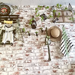 壁/天井/ねじねじ枝ロング/いなざうるす屋さん/レンガ壁紙/ボチボチ復活します。...などのインテリア実例 - 2017-06-12 09:01:48