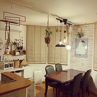 天井から吊り下げる飾りのある暮らしのインテリア実例 Roomclip ルームクリップ