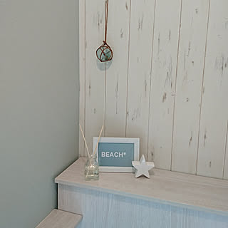 バス/トイレ/ブルーの壁/木目調/アクセントクロス/西海岸風...などのインテリア実例 - 2019-02-01 23:52:32