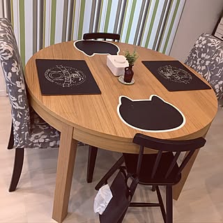 女性の、3LDK、家族住まいの「机」についてのインテリア実例