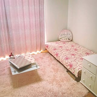 ワンルーム ピンクのレイアウト おしゃれなインテリアコーディネートの実例 Roomclip ルームクリップ