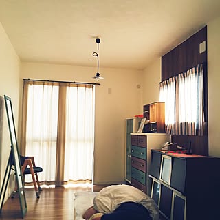 ここまで、飾りに手が回らない‼︎/裸照明/リメイクタンス/ベッド周りのインテリア実例 - 2015-08-01 07:42:07