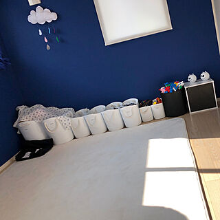 シンプル ネイビークロスのおしゃれなインテリア・部屋・家具の実例 