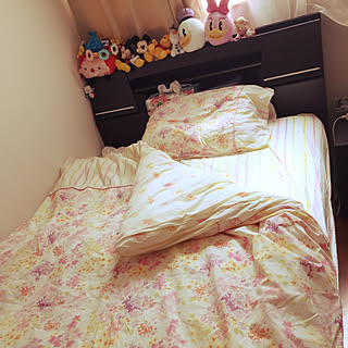 ローラアシュレイの花柄ベッドリネンのインテリア実例 Roomclip ルームクリップ