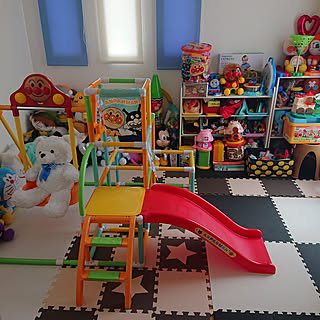 こどものいる暮らし/おもちゃ/ぬいぐるみ/ごちゃごちゃ/なんとかしたい！！...などのインテリア実例 - 2020-01-12 20:35:31