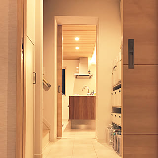 ウォークスルーパントリーのインテリア実例 Roomclip ルームクリップ ウォークスルーパントリーのインテリア実例 Roomclip ルームクリップ