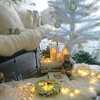 ベッド周り/クリスマス/LEDキャンドル/トランク/ツリー...などのインテリア実例 - 2017-12-16 09:34:21
