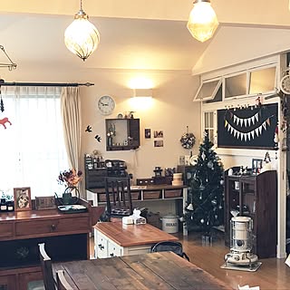 部屋全体/雑貨コチャコチャ(´⌒︎`;)/ハンプトンベイ/コーヒーテーブル/アンティーク和棚...などのインテリア実例 - 2016-11-23 08:58:50