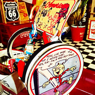 机/ココペリ/ミニドラム缶チェア/アメリカン雑貨♡/せっかくお友達いっぱいできたのに…...などのインテリア実例 - 2018-03-14 17:22:26