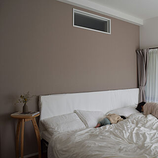ベッド周り ベージュの壁紙のインテリア実例 Roomclip ルームクリップ
