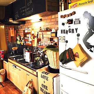 キッチン/冷蔵庫/DIY/黒板の吊り棚のインテリア実例 - 2013-11-14 02:49:46