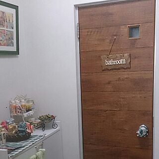 ドアに木目壁紙のインテリア実例 Roomclip ルームクリップ