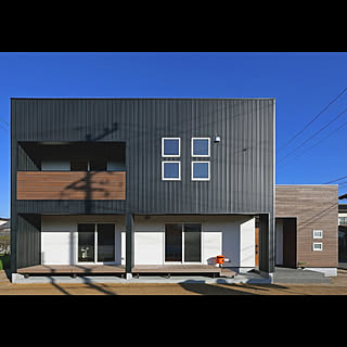 四角い家 ガルバリウムの家のインテリア実例 Roomclip ルームクリップ