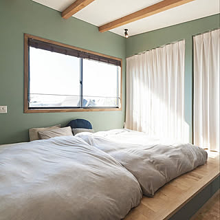 女性の、3LDK、家族住まいの「ベッド周り」についてのインテリア実例