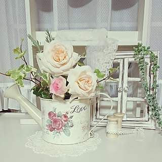 机/薔薇が大好き╰(✿´⌣`✿)╯♡/ドイリーレース/薔薇のある暮らし/ブリキのジョーロ...などのインテリア実例 - 2018-10-24 19:07:19