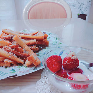 インテリアじゃなくてすみません。/いつもいいね!ありがとうございます♪/今日もいいお天気だぁ✨/パンの耳/イチゴもう少しで終わりだなぁ...などのインテリア実例 - 2019-06-14 11:11:30