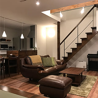 部屋全体/腰壁/ピアノのある部屋/リビング階段/オーデリック照明...などのインテリア実例 - 2017-12-27 23:16:19