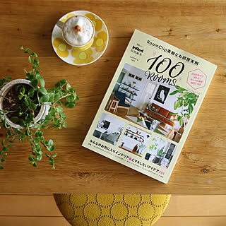 女性の、3LDK、家族住まいの「机」についてのインテリア実例