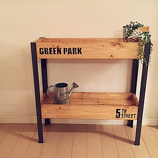 植物台diyのインテリア 手作りの実例 Roomclip ルームクリップ