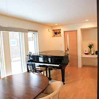 リビング グランドピアノのおしゃれなアレンジ 飾り方のインテリア実例 Roomclip ルームクリップ