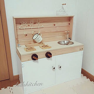 ままごとキッチン 初diyのインテリア 手作りの実例 Roomclip ルームクリップ ままごとキッチン 初diyのインテリア 手作りの実例 Roomclip ルームクリップ
