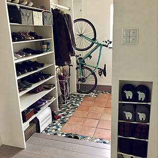 シューズクローク テラコッタタイルのインテリア実例 | RoomClip