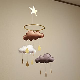 モビール 星のおしゃれなアレンジ 飾り方のインテリア実例 Roomclip ルームクリップ