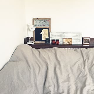 女性の、4LDK、家族住まいの「ベッド周り」についてのインテリア実例