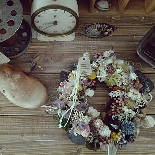 机/朝の1枚/雑貨/古いもの/koharuさんの作品/リース...などのインテリア実例 - 2017-08-19 09:57:43