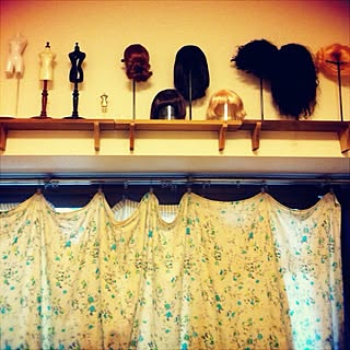 壁/天井/人形/カーテン/100均/セリアのインテリア実例 - 2012-06-12 11:47:32