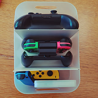 ダイソー Switch収納のアイデア おしゃれなインテリア実例 Roomclip ルームクリップ