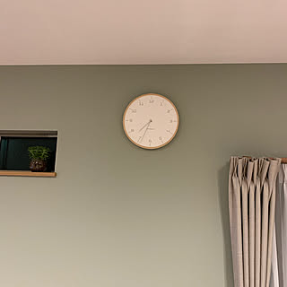 くすみグリーンの壁紙のインテリア実例 Roomclip ルームクリップ