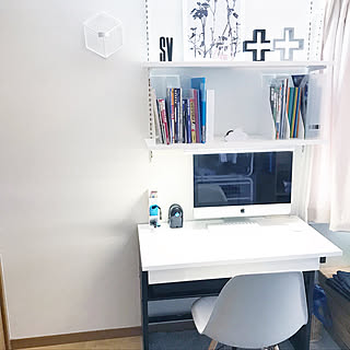 机/ホワイトインテリア/menwオマージュ/IKEA/モノトーンインテリア...などのインテリア実例 - 2018-05-29 20:44:23